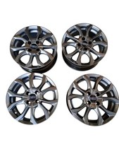 TOYOTA Yaris Serie (17>20) 4