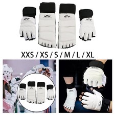 Guanti di karate di taekwondo