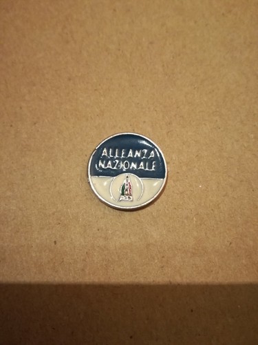 Spilla spilletta pin - badge,