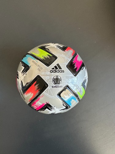 Adidas uniforia finale - adidas,