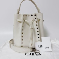 Borsa a tracolla Furla Mia Stella in pelle con borchie bianca usata autentica