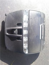 Luce centrale anteriore tetto