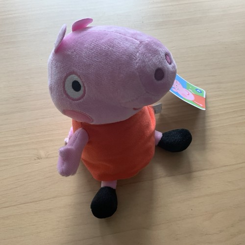 Nwt peppa pig plush - peppa,