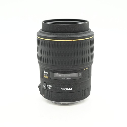Sigma 105mm 8 - af,