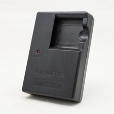 Caricabatteria Olympus LI-40C