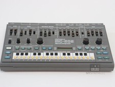 Roland MC-202 - Sintetizzatore
