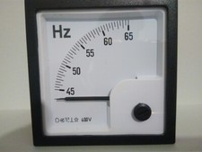 Frequenzimetro analogico 45-65Hz (0-400Vac) - dimensioni 72x72 mm