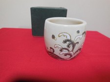 Nami Risho Tea Lid Holder