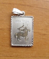 PICCOLO PENDENTE IN ARGENTO USATO DELLO ZODIACO IN TEDESCO (SCHUTZE) SAGITTARIO-