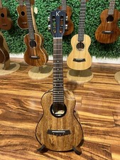Kamehameha Ukulele KC-55 EQ