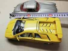 Lotto N. 2 Burago die cast Metal, Modellismo, scala 1:18, Vedi Descrizione 