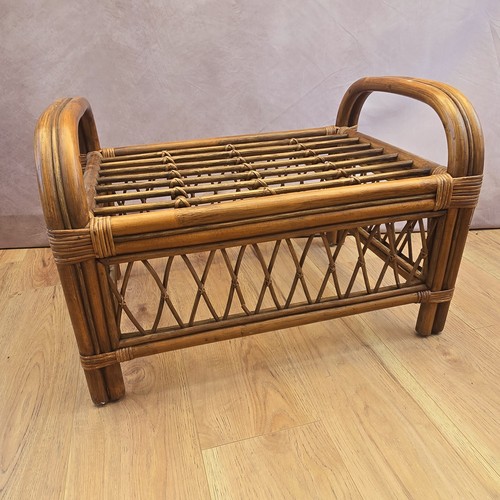 Pouf tavolo poggiapiedi canna