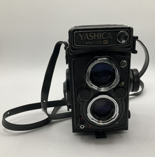 Vintage Yashica Mat-124G F/3.5