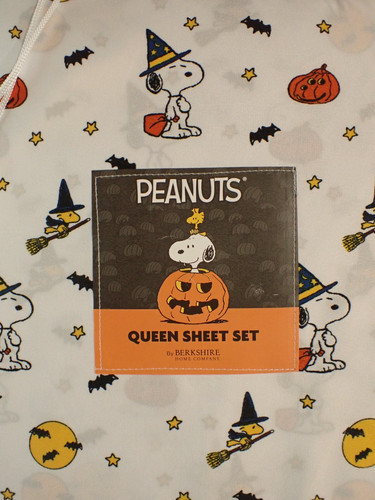 2026 peanuts halloween snoopy - peanuts,