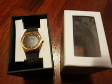 Orologio Bering 11927-262 Lady come nuovo