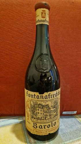 Vino barolo fontanafredda - barolo,