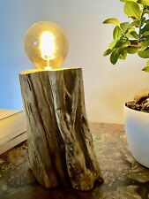 lampada da tavolo in legno 