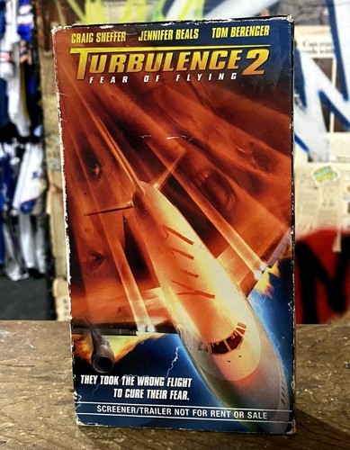 Vintage 2000 turbulence vhs - 2000,