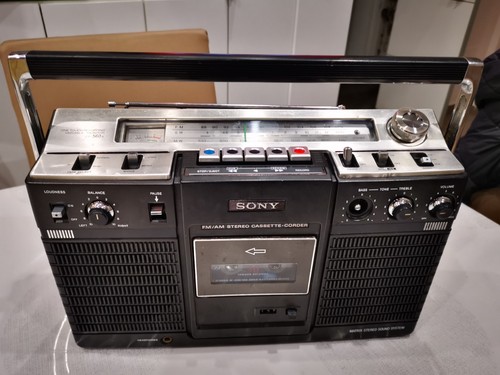 Radio bombox sony 560s - radio,