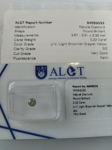 Diamante 22ct certificato - 0,,