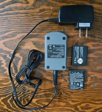 2 BATTERIE + CARICABATTERIA