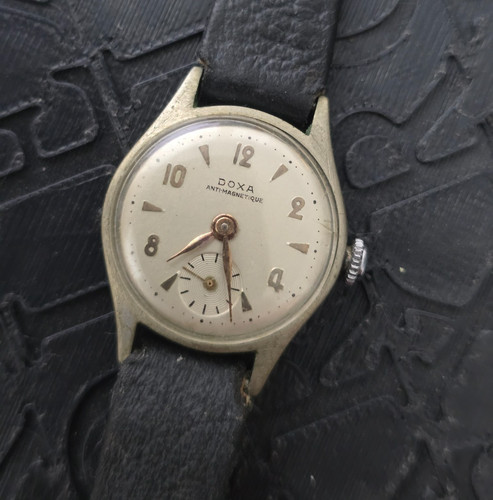 Orologio meccanico svizzero