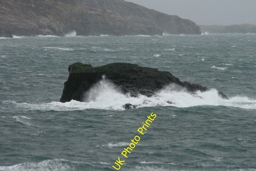 Photo 6x4 hunched against - 6x4, a