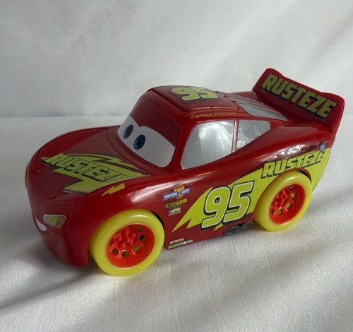 Disney pixar cars - cars, racer