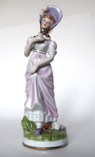 Statua porcellana ragazza