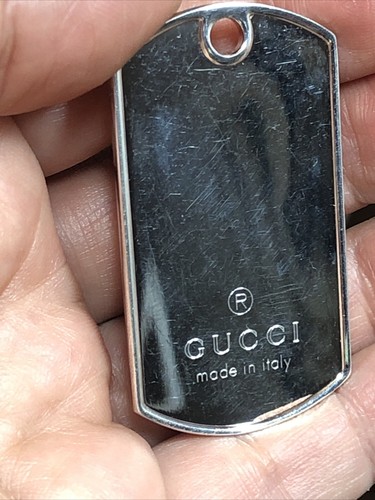 Gucci ciondolo targhetta - 10.,