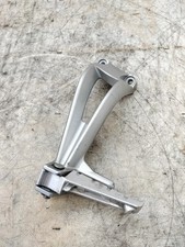 PEDANA POSTERIORE SINISTRA COMPLETA PER YAMAHA FZ1 DEL 2007 (e52975)