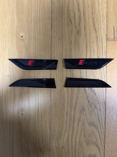 Audi line scritta - a5,