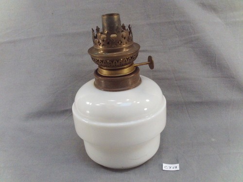 Ancienne lampe pétrole en - ancienne,