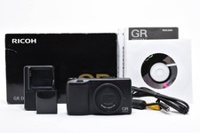 Ricoh GR III fotocamera