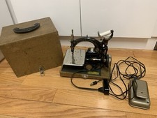 Antica macchina da cucire