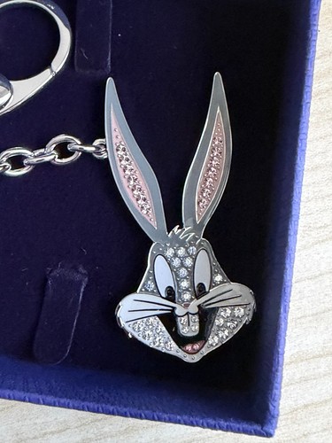 Swarovski bugs bunny looney - bugs,