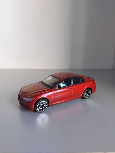 Alfa romeo giulia burago - alfa,