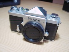Nikon - F  NKJ  RED DOT Sn