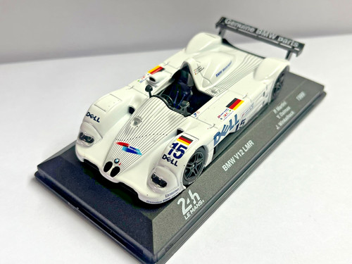 Voiture heures mans 1999 - 24, le