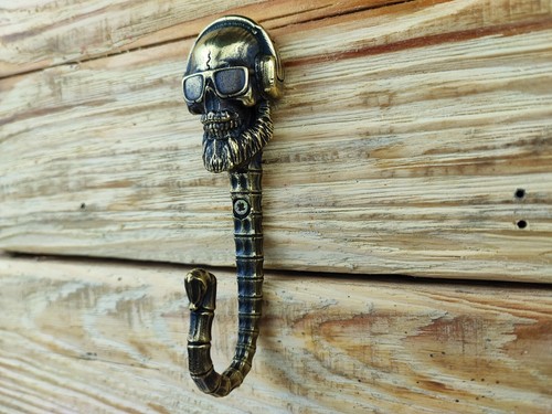 Cuffie hook wall rock music - hook,