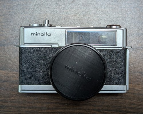 Nuova fotocamera vintage