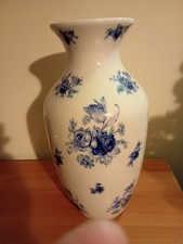 VASO IN PORCELLANA - MARCA