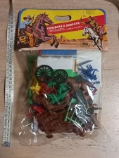 Cowboy e indiani ( soldatini)