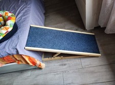 Rampa + scaletta per cani con cuccia nuova in omaggio