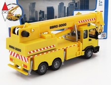 1/43 BURAGO MAN TRUCK CRANE