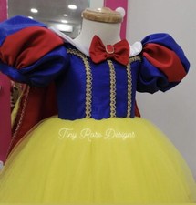 Vestito bianco neve per