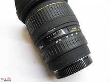 Obiettivo zoom grandangolare