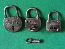LOTTO 3 VECCHI LUCCHETTI