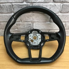 Volante in pelle nera