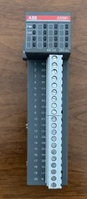 ABB PLC AX561 1TNE968902R1301 Analog Input Output Module Usato e verificato.